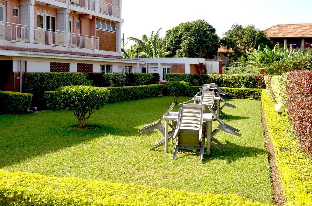 Hotel Areba Entebbe Zewnętrze zdjęcie