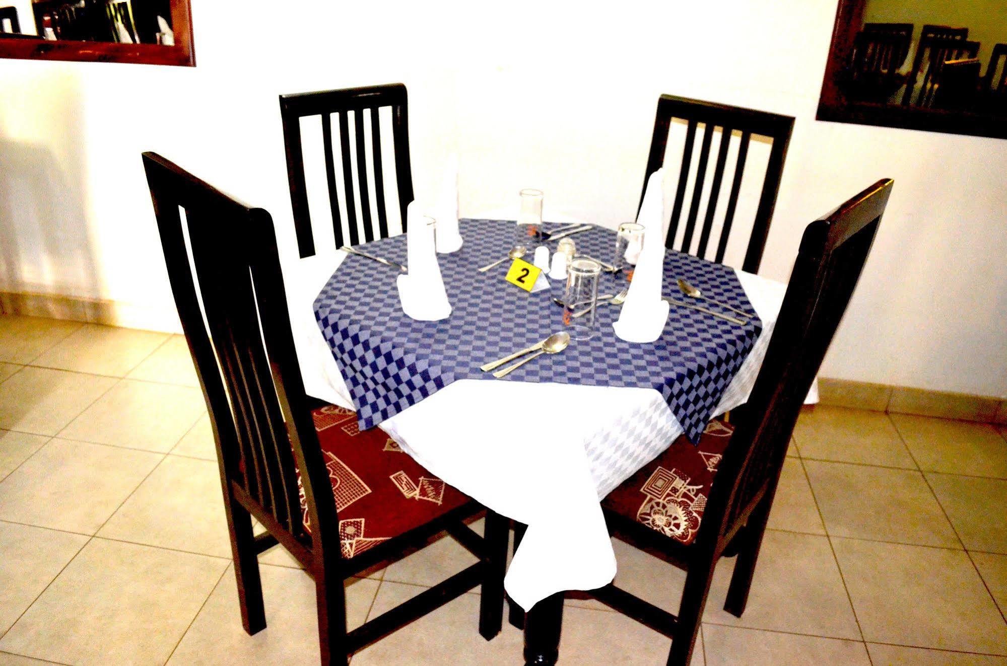 Hotel Areba Entebbe Zewnętrze zdjęcie