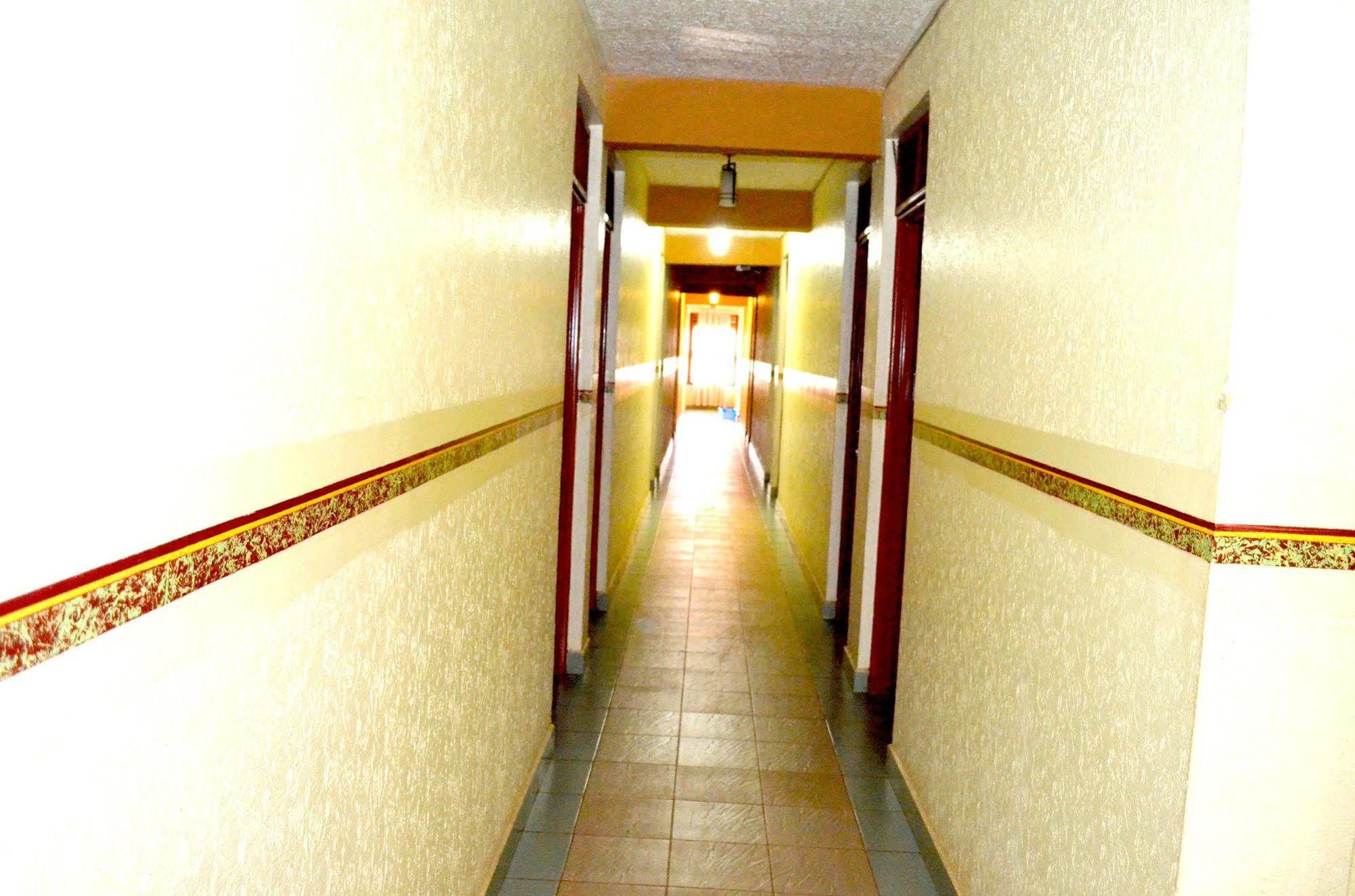 Hotel Areba Entebbe Zewnętrze zdjęcie